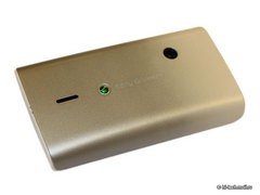 Первый взгляд на Sony Ericsson Xperia X8. Самый доступный Android 