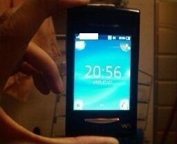 Sony Ericsson W150i - Walkman на базе Android похожий на X10 Mini
