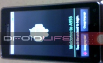 Motorola DROID 2: первое фото