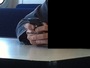 Папарацци застукали iPhone 5 в вагоне