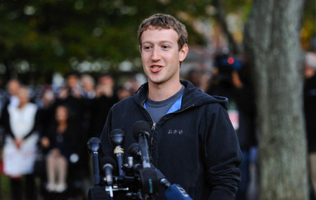 Facebook работает над новым смартфоном