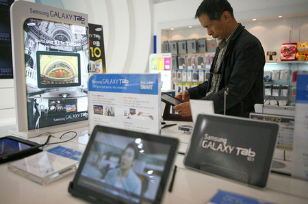 Запрет на продажи планшета Samsung Galaxy Tab 10.1 в Австралии снят