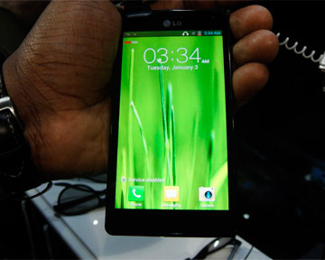 LG готовит конкурента смартфону Samsung Galaxy S III